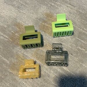 4 Mini Claw Hair Clips